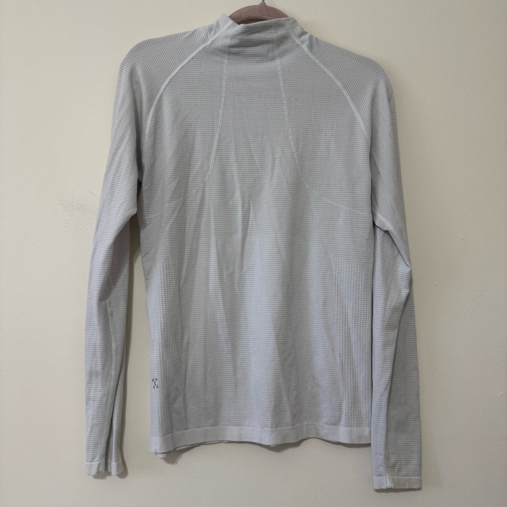 Lululemon Metal Vent Tech 1/2 Zip - Picture 3 of 6